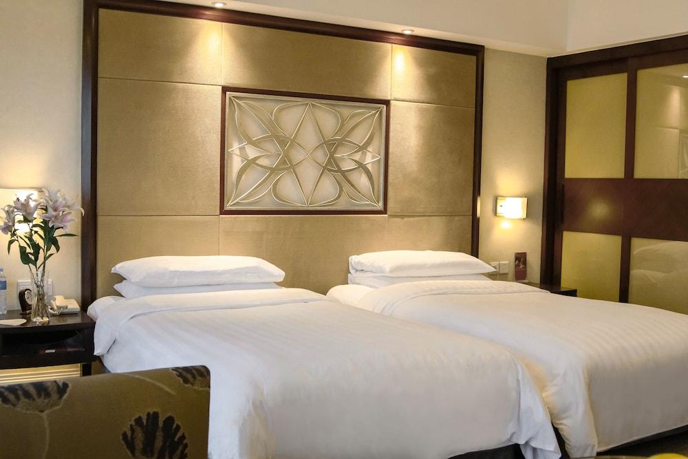 Voco Changzhou Fudu Екстериор снимка