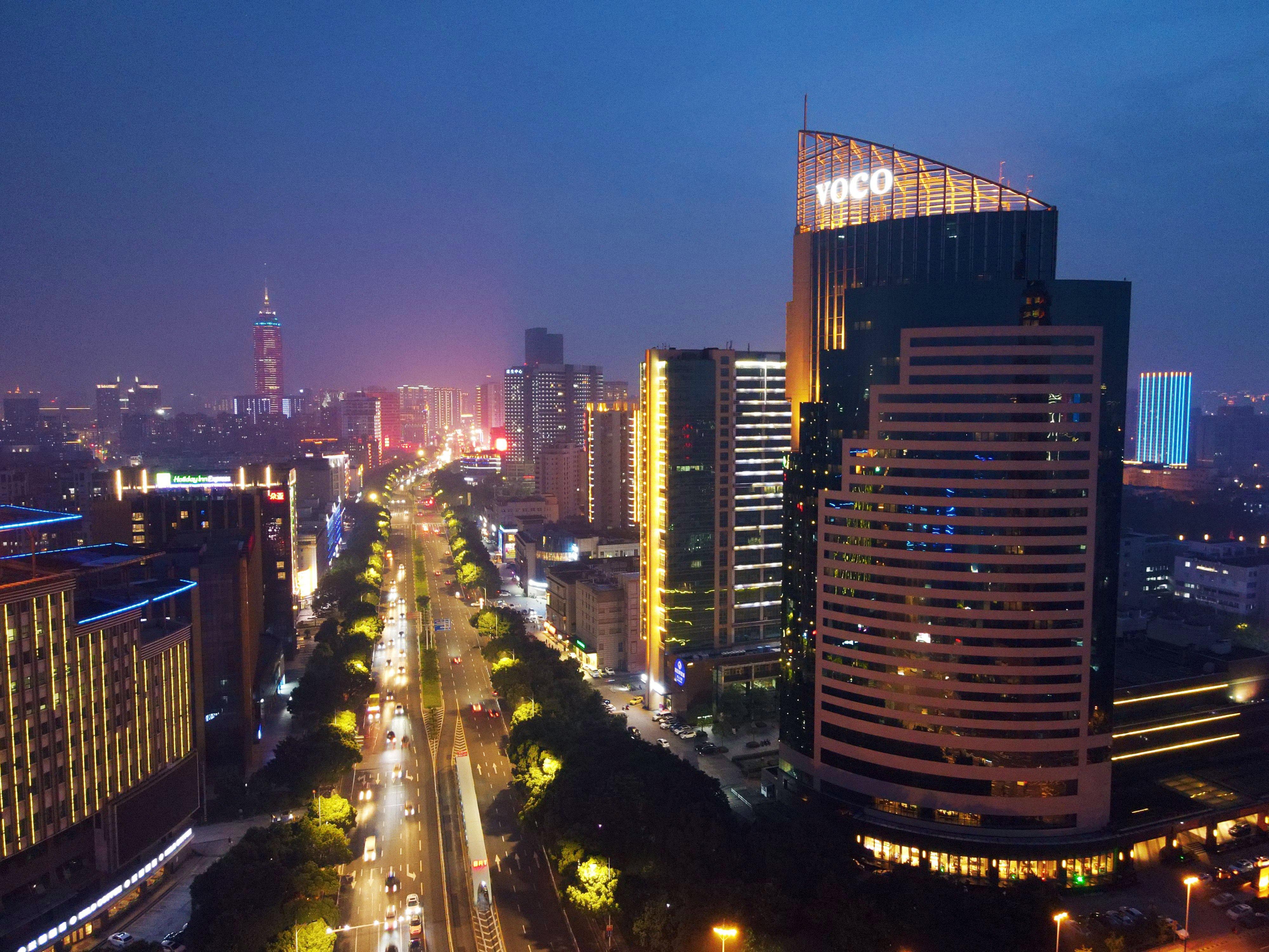 Voco Changzhou Fudu Екстериор снимка