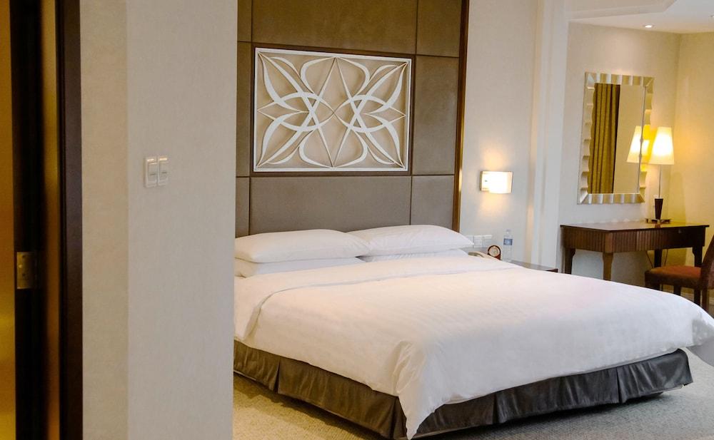 Voco Changzhou Fudu Екстериор снимка